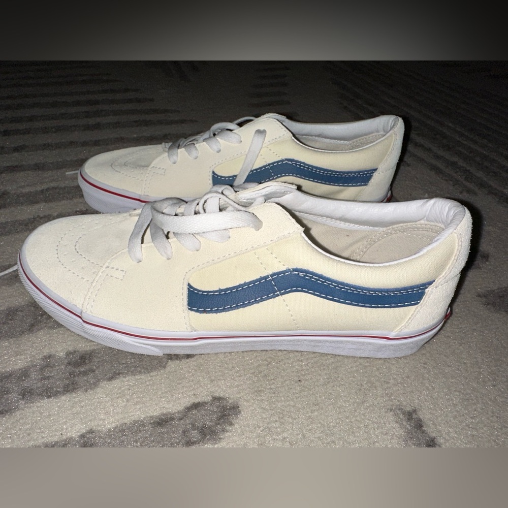 Vans sk8 508357 Women’s Size 9.5       Men’s 8.0 never worn!